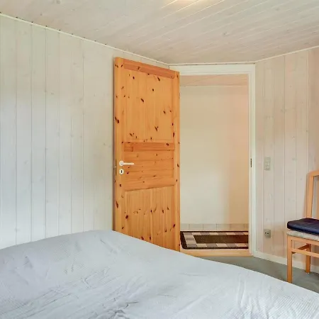 Hildegarde - 900m From The Sea By Interhome