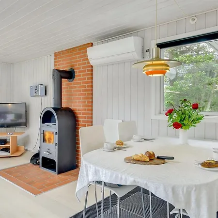 Сasa de vacaciones Hildegarde - 900m From The Sea By Interhome