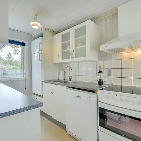 Hildegarde - 900m From The Sea By Interhome * Blåvand